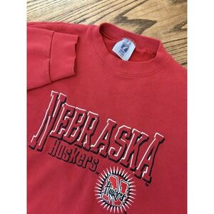 Vintage 90s Logo 7 Men's XL Nebraska Huskers Embroidered Crewneck Sweatshiirt